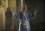 Сериал Спаси меня / Save Me (2013) - cцена 2