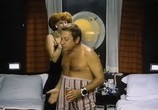 Фильм Синьор Робинзон / Il signor Robinson, mostruosa storia d'amore e d'avventure (1976) - cцена 2